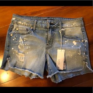 Level 99 women’s split side denim shorts 2